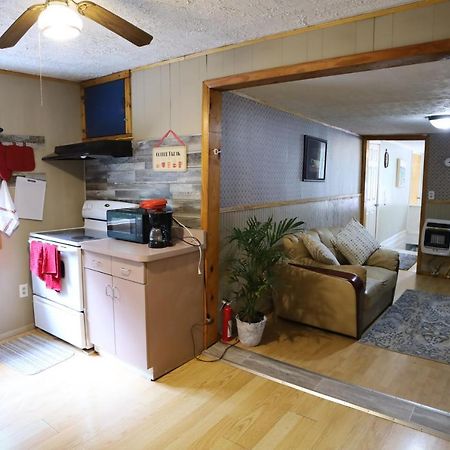 3-Bedroom Apt. Ideal Location Near New River Gorge ฟาแยตวิลล์ ภายนอก รูปภาพ