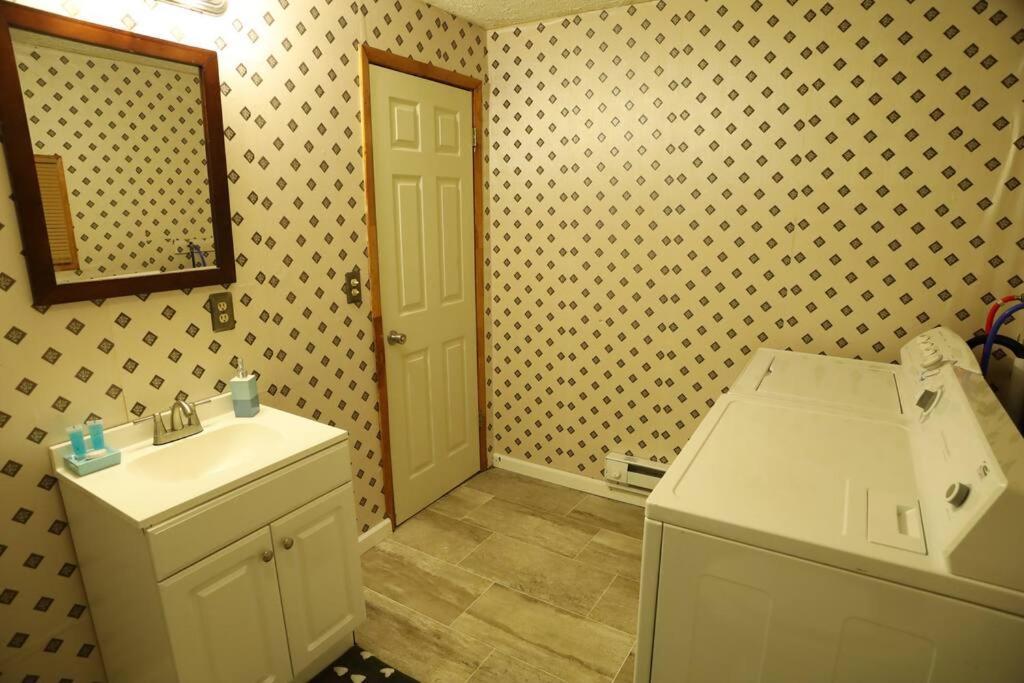 3-Bedroom Apt. Ideal Location Near New River Gorge ฟาแยตวิลล์ ภายนอก รูปภาพ